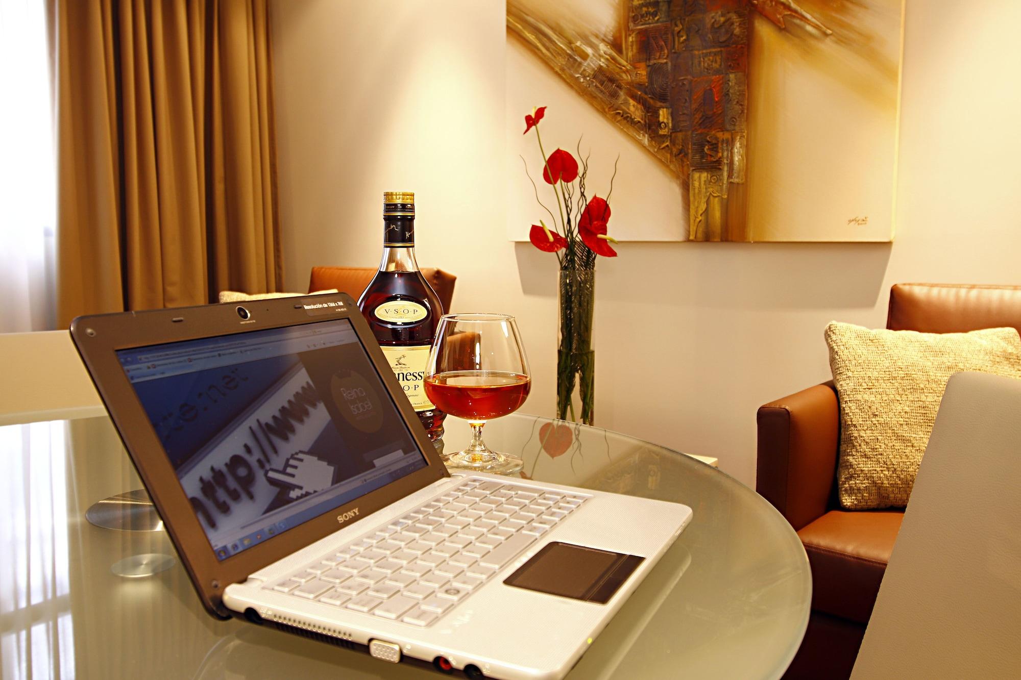 Hotel Reina Isabel Quito Luaran gambar