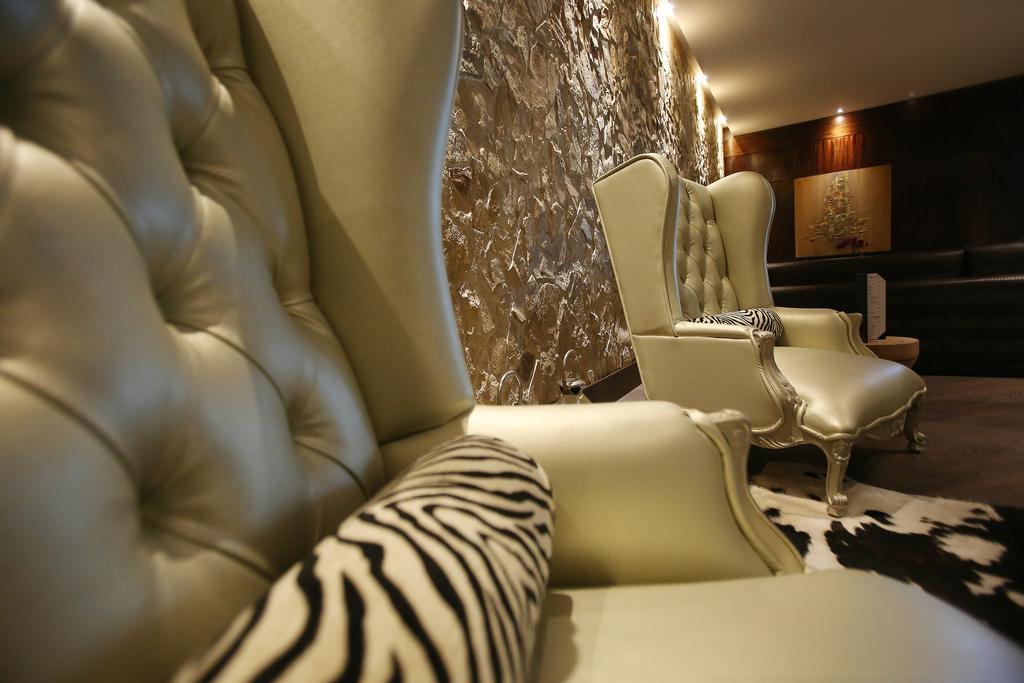 Hotel Reina Isabel Quito Luaran gambar